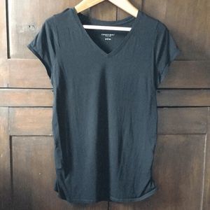 Liz Lange Maternity T-Shirt